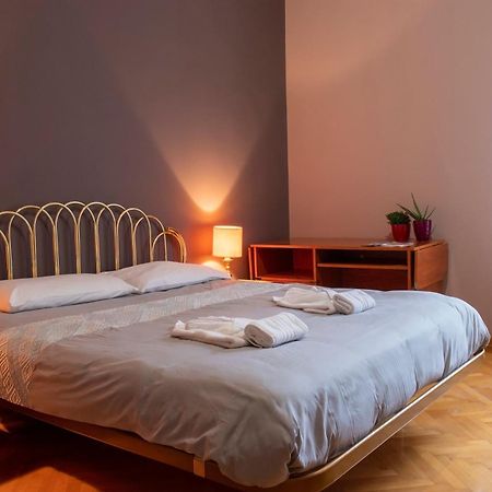 La Casa Del Teatro - Hostel Триест Экстерьер фото