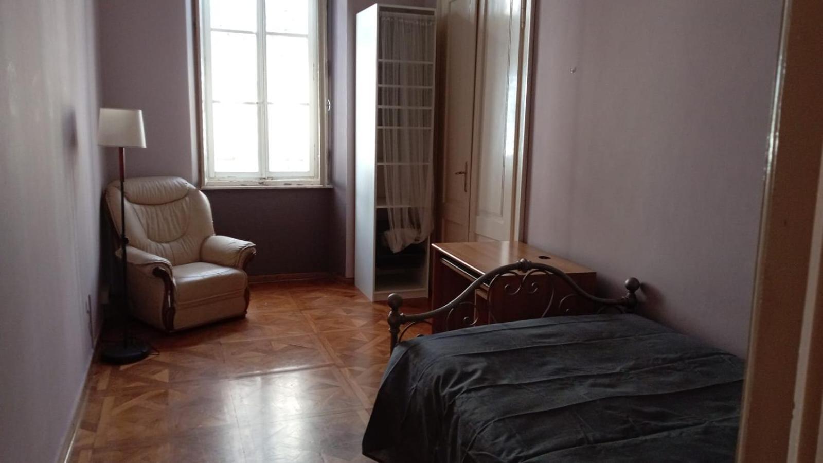 La Casa Del Teatro - Hostel Триест Экстерьер фото